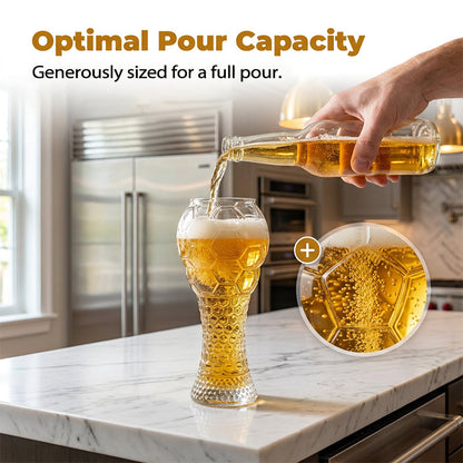 🥳2026 – Most kapható!🥳💞 Több mint 50 000 eladott darab! ⚽🍺 50%-os kedvezmény! Labdarúgó-motívumú söröspohár – 400 ml/600 ml, csúszásgátló textúrájú fogantyú, stabil talp. Tökéletes választás a mérkőzés estéjére! 🏆✨