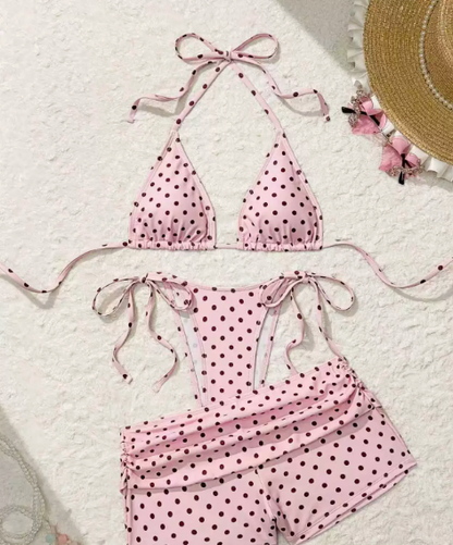 👙 Pöttyös, mély nyakkivágású, háromszög alakú bikini alsó – háromdarabos szett