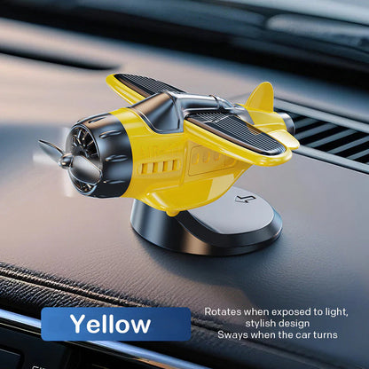 🛩️✨ Napenergiával hajtott repülőgép alakú autófüggő