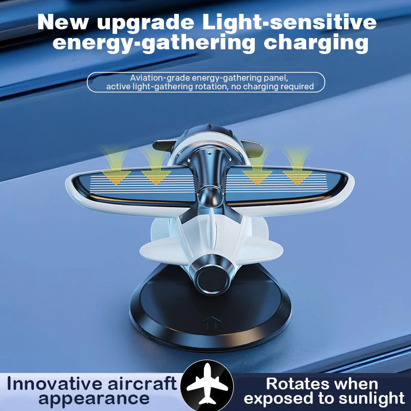 🛩️✨ Napenergiával hajtott repülőgép alakú autófüggő